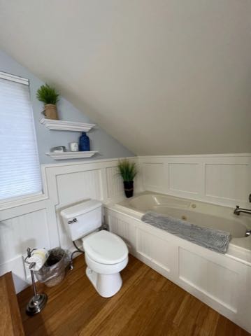 Queens bathroom